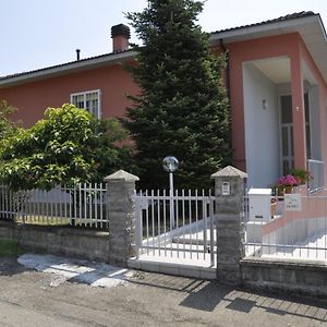 Felegara La Casa Dei Nonni B&B Exterior photo