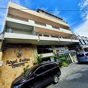 로얄 스위트 콘도텔 호텔 칼리보 Exterior photo