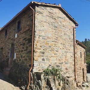 Casa Do Linho 400 Year Old Country Cottage 올레이로스 Exterior photo