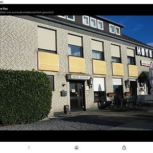 Hotel-Kronenhof 줄리흐 Exterior photo