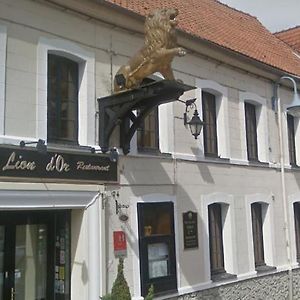 Au Lion D'Or 호텔 Saint-Pol-sur-Ternoise Exterior photo