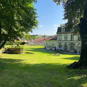 Le Chateau De Monthureux Le Sec 호텔 Exterior photo