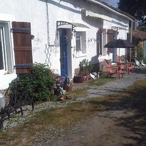 Saint-Germier  White House B&B Exterior photo