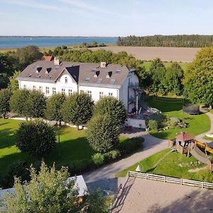 Gut Nisdorf - Bio Urlaub An Der Ostsee 호텔 Exterior photo