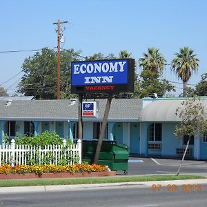 Economy Inn 윌로즈 Exterior photo