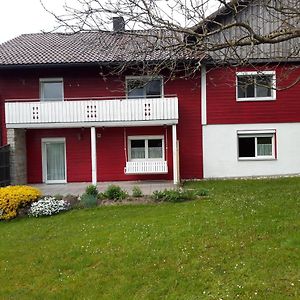 Ferienwohnung Im Seidlerhof Mit Balkon Und Garten 론바크 Exterior photo