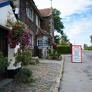 Fox & Hounds Hotel 리드퍼드 Exterior photo