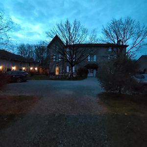 Berneuil  Domaine De Panissac B&B Exterior photo