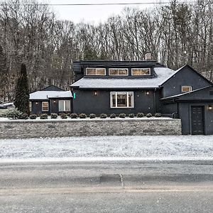 Hideaway Lodge - Glen Lake, 레이크 헤오르헤 Exterior photo