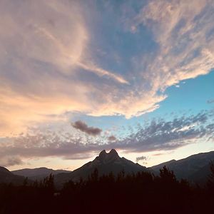 La Cara Nord , Alojamiento Turistico ,Saldes, A Los Pies Del Pedraforca, Apartamento 아파트 Exterior photo