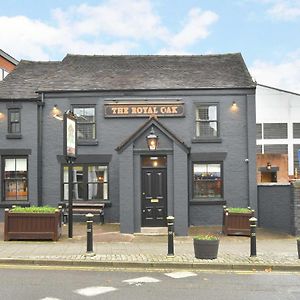 The Royal Oak 호텔 Biddulph  Exterior photo