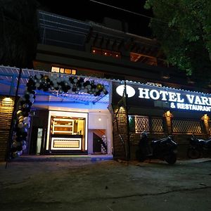 Hotel Vardhan 실바사 Exterior photo
