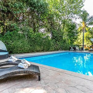 Villa Sausalito - Newly Designed 4Br House & Pool By Topanga 로스앤젤레스 Exterior photo