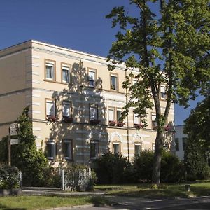 Buergerhaus Niesky 호텔 Exterior photo