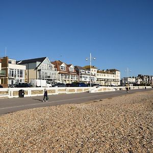 Marine Court - Bognor Regis 빌라 Exterior photo