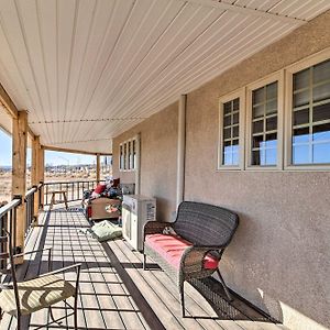 Stunning San Ysidro Homestead With Large Porch! Exterior photo