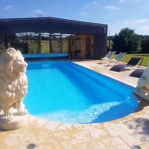 Villa Elegante A Saint Clair D'Arcey Avec Piscine Privee 베르네 Exterior photo