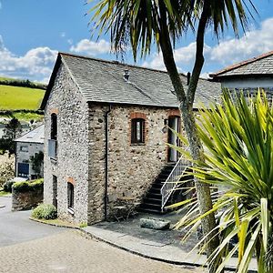 Shippon End - Barn Conversion With Character And Charm Dittisham Exterior photo