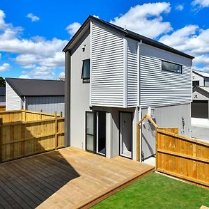 4 Bedroom Home Fully Furnished In Papakura, 오클랜드 Exterior photo