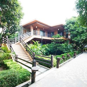 Rega Tuskar'S Riverside Resort Jim Corbett 람나가르 Exterior photo