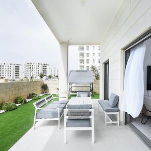 Stunning 4-Bedroom Apartment Next To Achziv Beach By Sea N' Rent 나하리야 Exterior photo