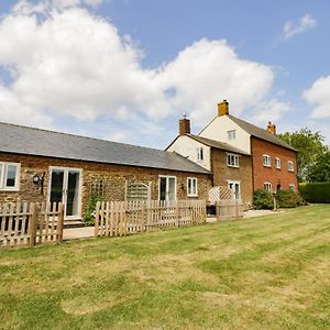 대번트리 Oak Barn 빌라 Exterior photo