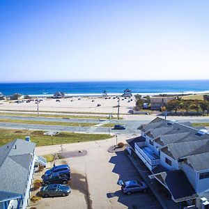 Scarborough Beach Motel 내러갠섯 Exterior photo