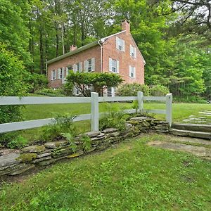 Salem Sky Parlor Farm On 480 Acres With Fire Pit! 빌라 Exterior photo