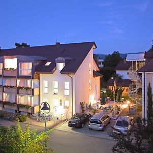 Akzent Hotel Atrium Baden 바트크로찡엔 Exterior photo