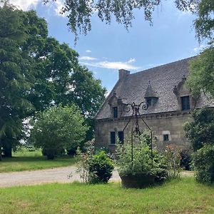 Pleugueneuc La Forge De La Coudraie B&B Exterior photo