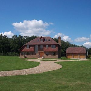 애슈퍼드 Farmhouse: Beautiful Rural Location. London From 60 Minutes. 게스트하우스 Exterior photo