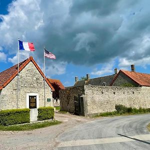 Saint-Come-du-Mont La Ferme Delaunay B&B Exterior photo