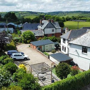 Wheddon Cross Exmoor House B&B Exterior photo