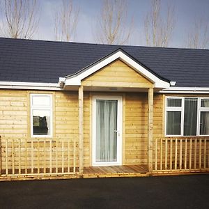 발리하우니스 Country Cabin Retreat, Ireland'S Hidden Heartland F35 Yc67 아파트 Exterior photo