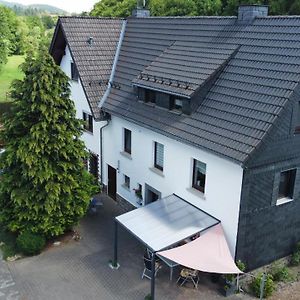 Hatzfeld Fewo Lindenhof 아파트 Exterior photo