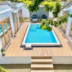 Moringa Resort - Studio B With Pool, Open Air Shared Shower Bath 빌렘스타트 Exterior photo
