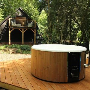 Cratfield The Hive - Beautiful Studio With Amazing Hot Tub 아파트 Exterior photo