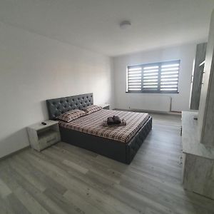 쿠티에데아게스 Apartament Nicole 아파트 Exterior photo