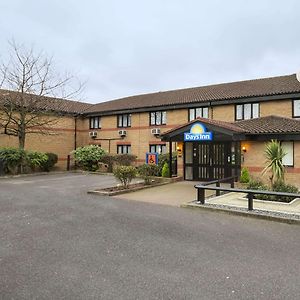 Days Inn London Stansted Airport 비숍스토포드 Exterior photo