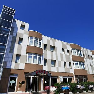 Hotel Formula & Puravita Spa 로솔리나 Exterior photo