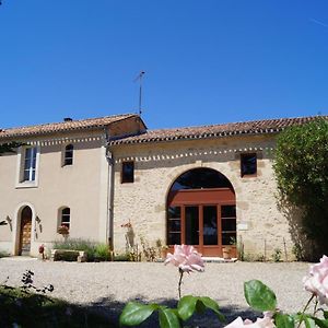 Saint-Pierre-d'Aurillac Chateau Le Livey B&B Exterior photo