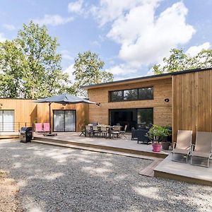 포트세인트퍼 Grande Maison En Bois Avec Parc, Terrasse, Jeux Et Equipements Modernes Entre Nantes Et Pornic - Fr-1-306-1051 빌라 Exterior photo