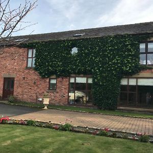 Aughton Mickering Barn B&B Exterior photo