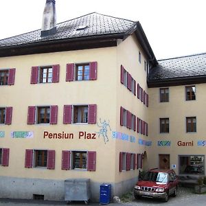 Pensiun Garni Plaz 호텔 스쿠올 Exterior photo