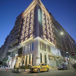 Light Hotel 티라나 Exterior photo