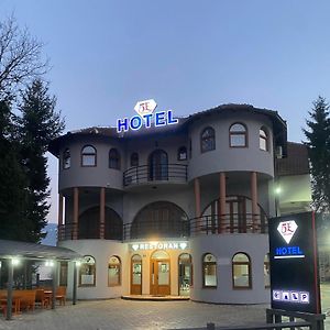Hotel5E 플라브 Exterior photo