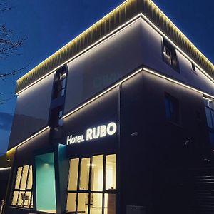 Rubo Hotel 슈멘 Exterior photo