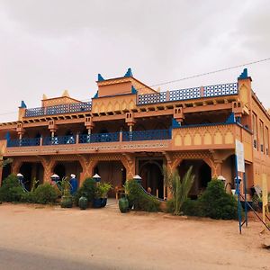 Hotel Restaurant Hollywood Africa 아이트벤하두 Exterior photo