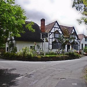 White Horse Inn 울스톤 Exterior photo