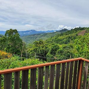 라나우 The Cloud Kinabalu- Chalet 빌라 Exterior photo